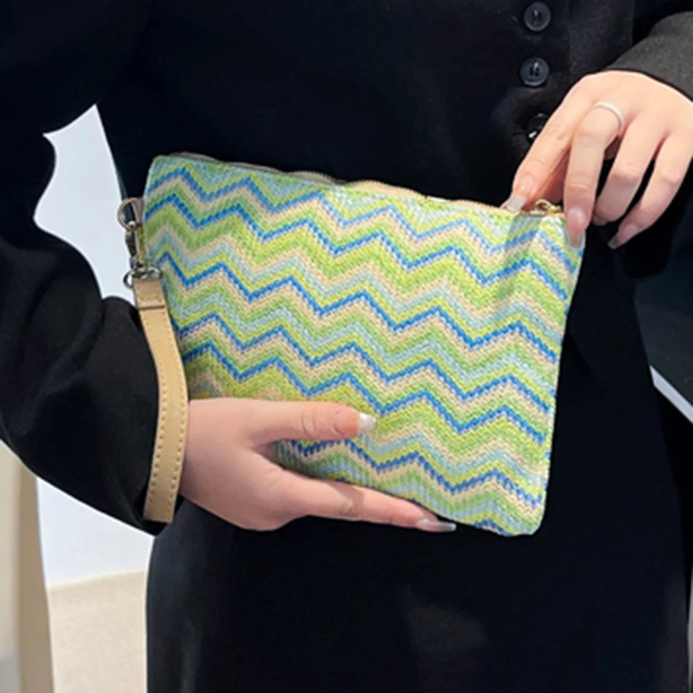 Pochette femme colorée A / 26 x 16 cm-B / 26 x 16 cm-C / 26 x 16 cm-D / 26 x 16 cm-E / 26 x 16 cm-F / 26 x 16 cm-G / 26 x 16 cm-ShopGET®