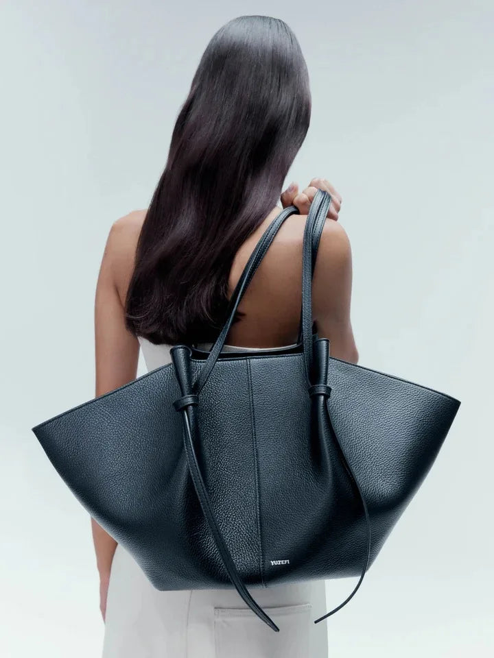 Sac cabas noir grand et large Rouge / 51cm x31cm x26.5cm-Espresso / 40.5cm x19.5cm x19cm-Rouge / 40.5cm x19.5cm x19cm-Cinnamon / 51cm x31cm x26.5cm-Noir / 40.5cm x19.5cm x19cm-Espresso / 51cm x31cm x26.5cm-Cinnamon / 40.5cm x19.5cm x19cm-Noir / 51cm x31cm x26.5cm-ShopGET®
