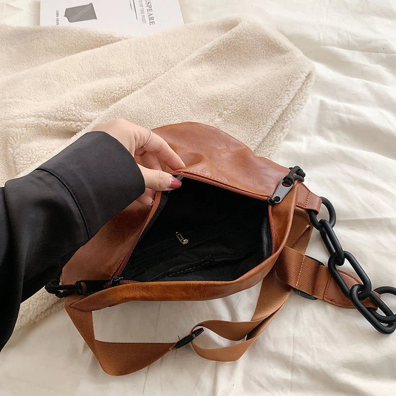 Grand sac banane en cuir tendance