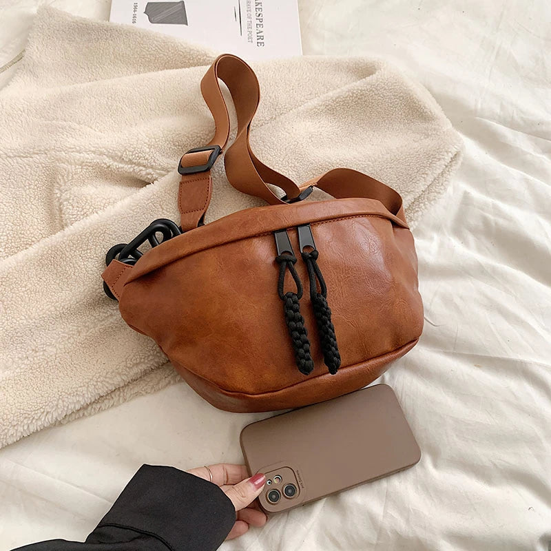 Grand sac banane en cuir tendance