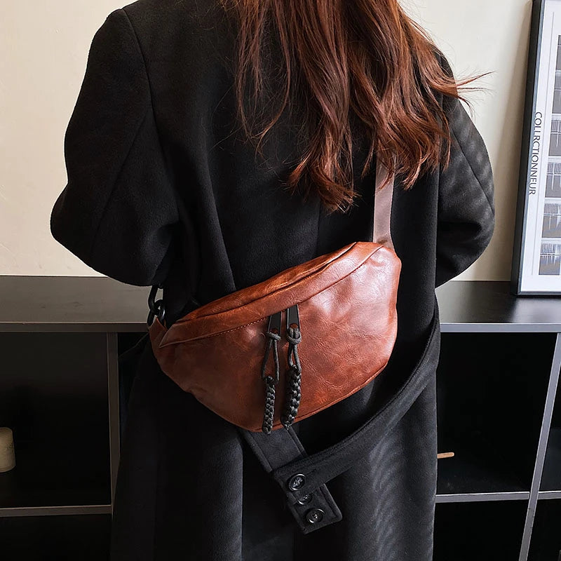 Grand sac banane en cuir tendance