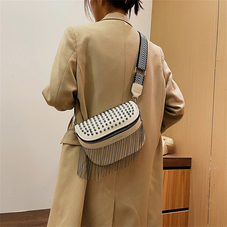 Sac banane en cuir très original & tendance