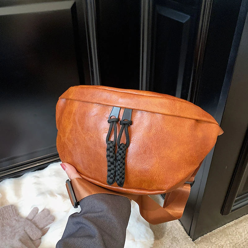 Grand sac banane en cuir tendance