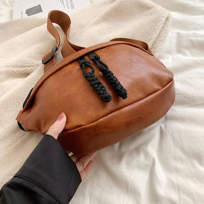 Grand sac banane en cuir tendance