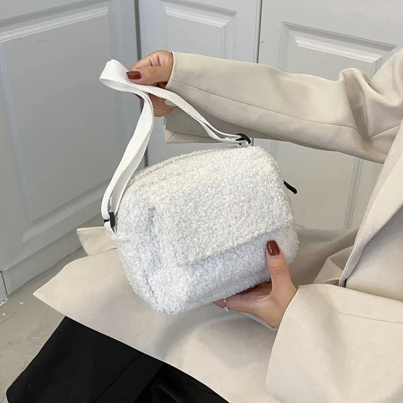 Petit sac banane velours carré