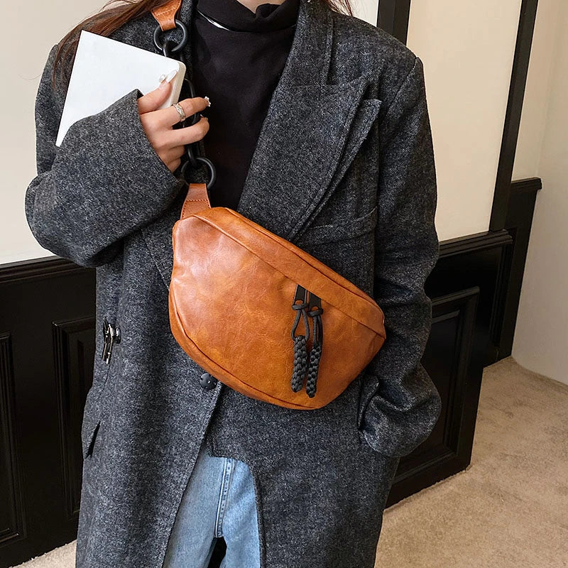 Grand sac banane en cuir tendance