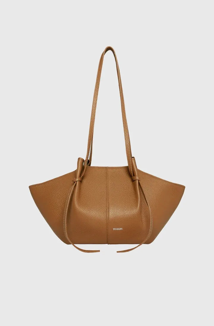 Sac cabas noir grand et large Rouge / 51cm x31cm x26.5cm-Espresso / 40.5cm x19.5cm x19cm-Rouge / 40.5cm x19.5cm x19cm-Cinnamon / 51cm x31cm x26.5cm-Noir / 40.5cm x19.5cm x19cm-Espresso / 51cm x31cm x26.5cm-Cinnamon / 40.5cm x19.5cm x19cm-Noir / 51cm x31cm x26.5cm-ShopGET®