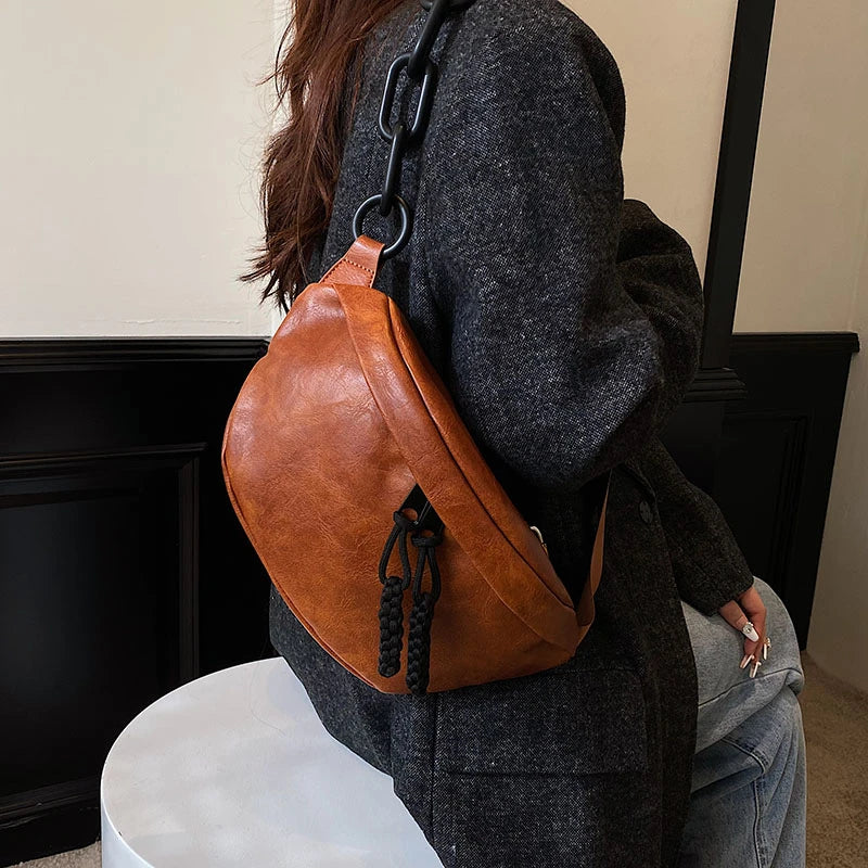 Grand sac banane en cuir tendance