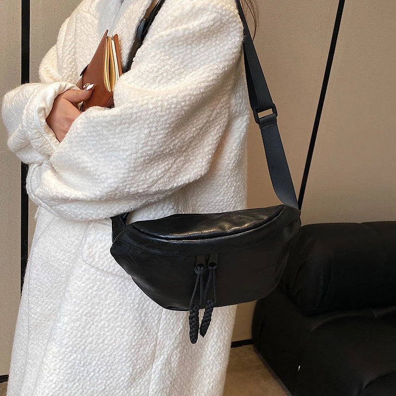 Grand sac banane en cuir tendance