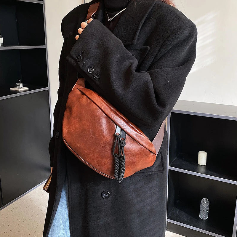 Grand sac banane en cuir tendance
