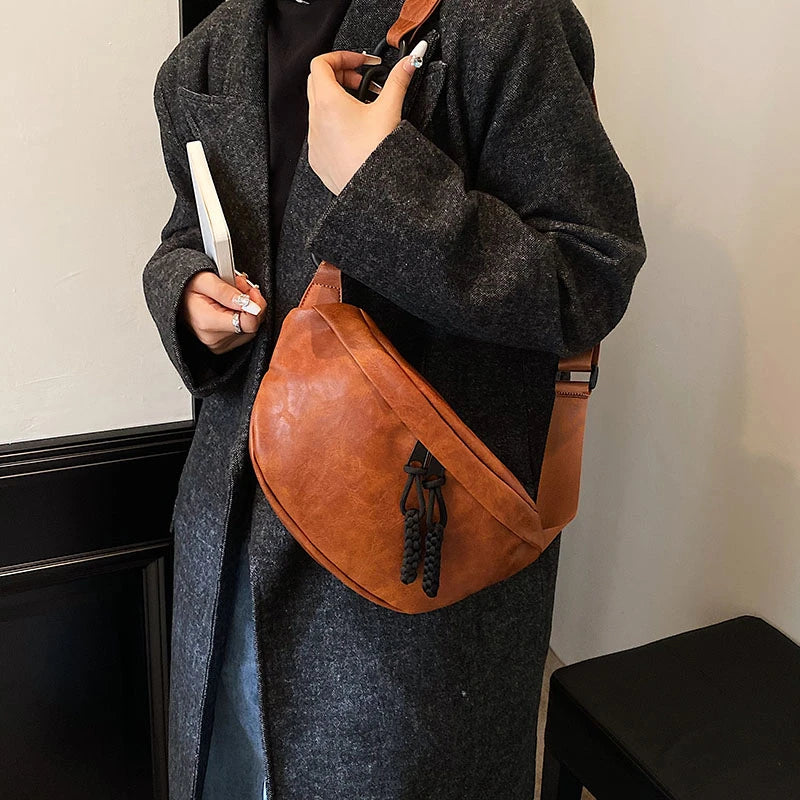 Grand sac banane en cuir tendance