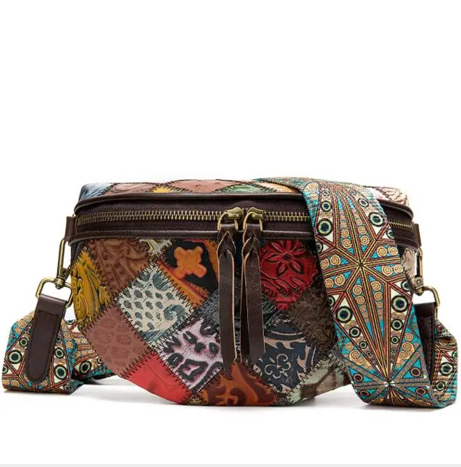 Sac banane en cuir bohémien à décor géométrique