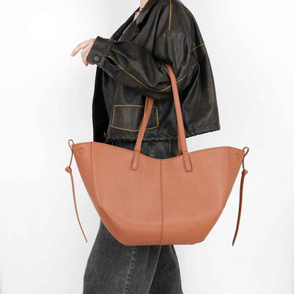 Sac cabas femme cuir souple business B Gris / Offerte-B Café / Offerte-B Rouge / Offerte-A Camel S / Offerte-C Rouge / Offerte-B Gris clair / Offerte-B Kaki / Offerte-B Noir / Offerte-A Dark Gris S / Offerte-A Dark Grey L / Offerte-A Noir L / Offerte-D Café / Offerte-D Marron / Offerte-D Noir / Offerte-C Marron / Offerte-E Blanc / Offerte-E Noir / Offerte-D Kaki / Offerte-ShopGET® 